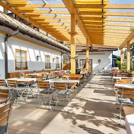 Hotel Neuwirt Hallbergmoos Dış mekan fotoğraf